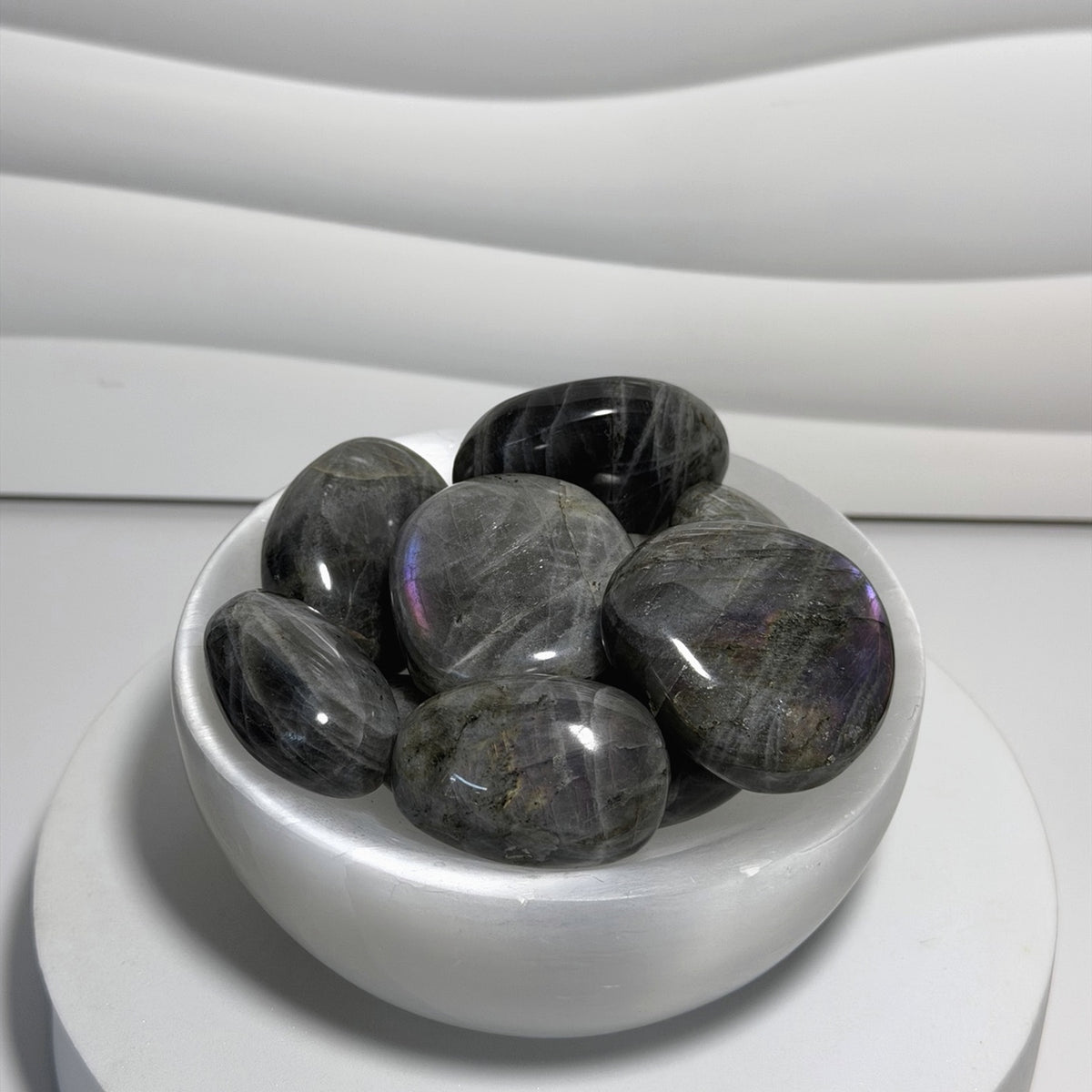 Purple flash Labradorite medium palmstones intuitive pick