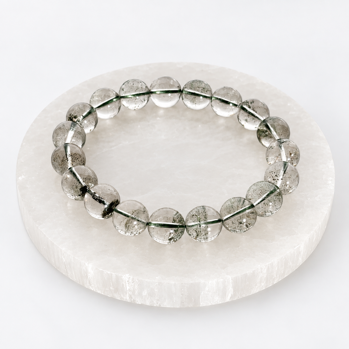 Green Garden Quartz stretch bracelet with 8.5mm round beads